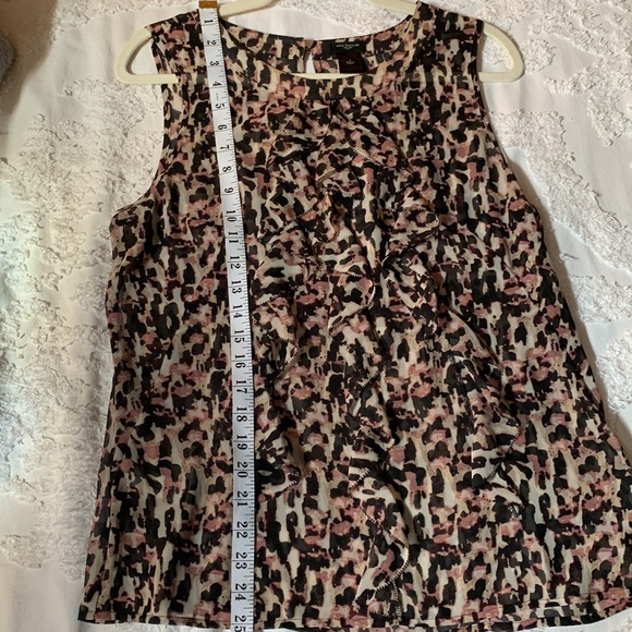 Ann Taylor, Animal print sleeveless blouse, Sz 8 - Picture 7 of 7